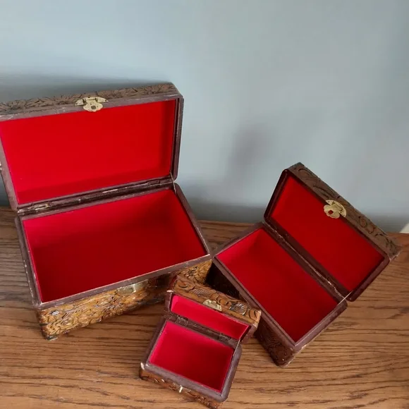 Hand-Carved Floral Wood Nesting Boxes - Brown - Picture 4 of 16